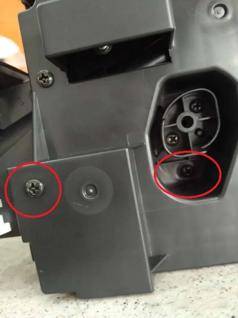 image of refill developer on Konica