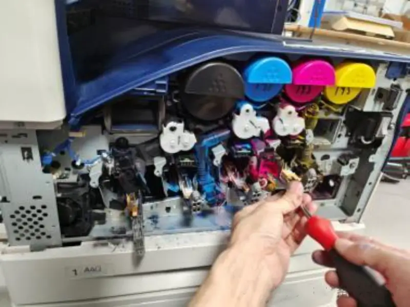 image of Replacing Xerox toner cartridge